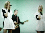 Кадр из клипа песни «Белая сирень»